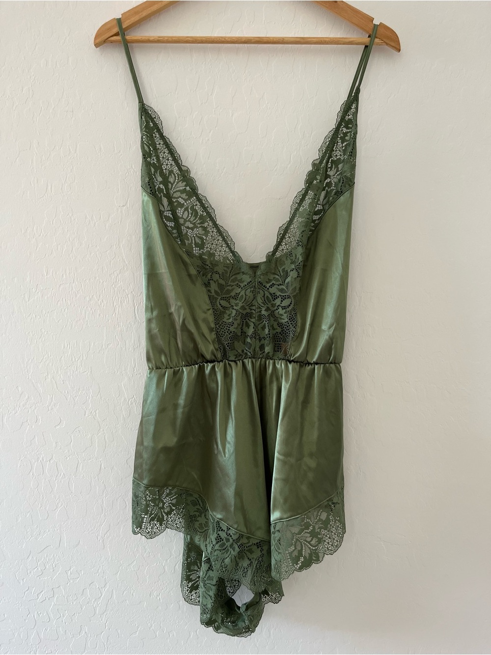 NWT Mentionables Olive Green Lace-Trim Satin Romper 1X Romantic Honeymoon